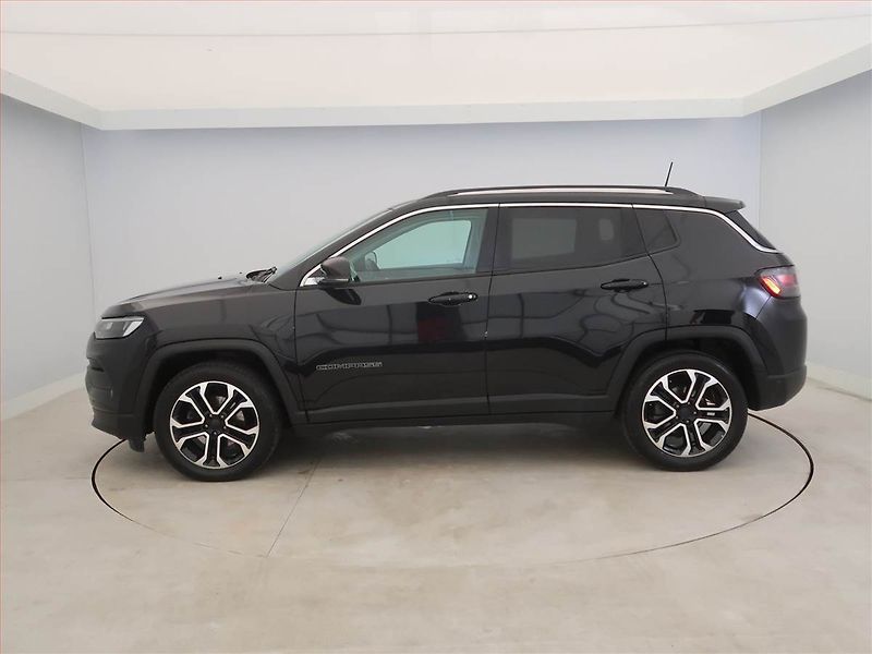 Jeep Compass (2021) 1.3 T-GDI - fotka 3 z 17