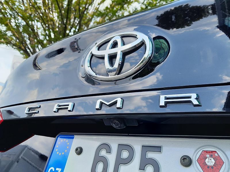 Toyota Camry (2020) XLE 3,6V6 1.maj. ČR  - fotka 10 z 41