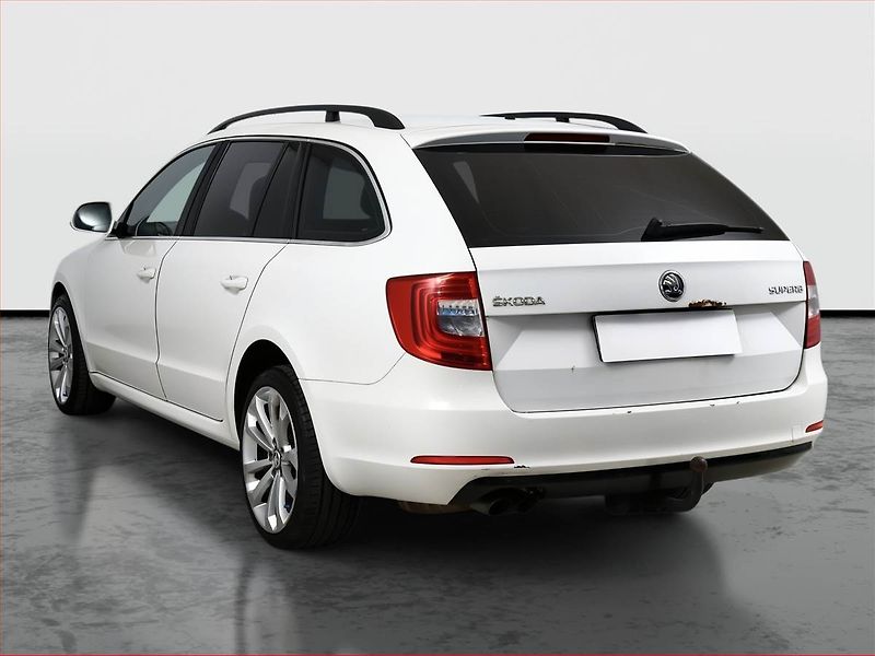 Škoda Superb (2013) Ambition 2.0 TDI, Automat - fotka 4 z 17