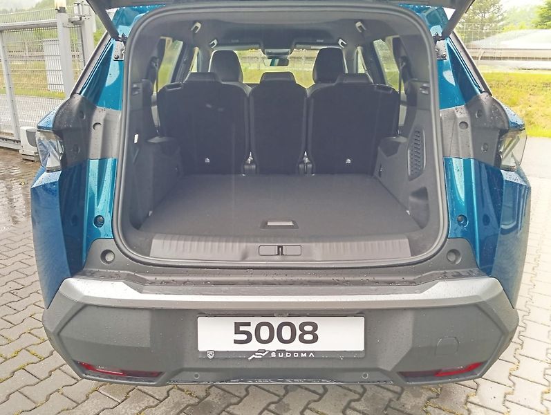 Peugeot 5008 (2026) GT Hybrid 145 e-DCS6 - fotka 18 z 20