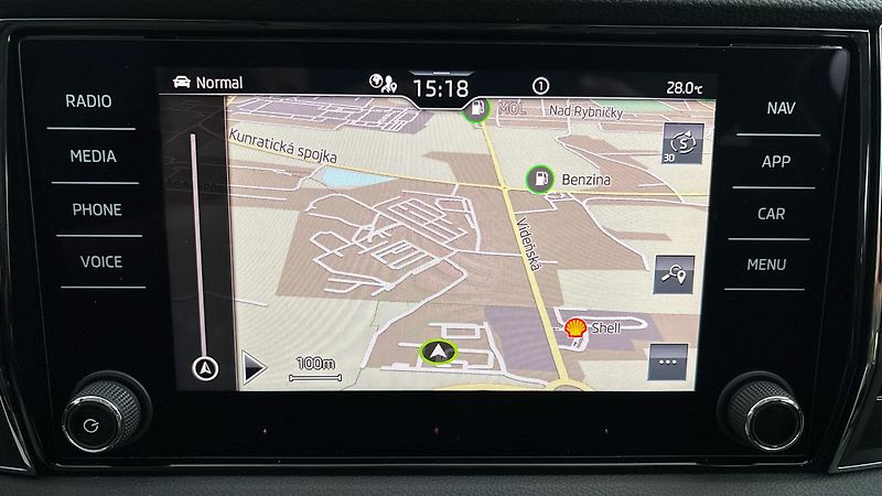 Škoda Karoq 2.0 TDI DSG Style - fotka 27 z 28