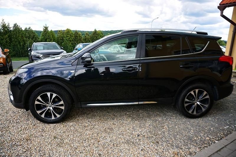 Toyota RAV4 (2015) 110 kW - fotka 8 z 46