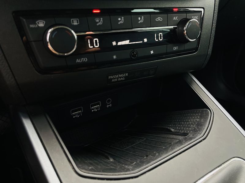 Seat Arona 1.0TSI 85KW 1.MAJITEL SENZORY  - fotka 35 z 43