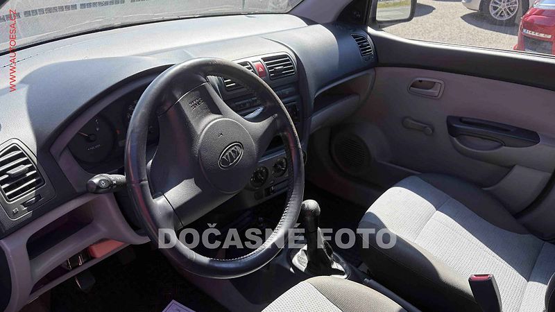 Kia Picanto (2006) 1.0i, ČR - fotka 3 z 3