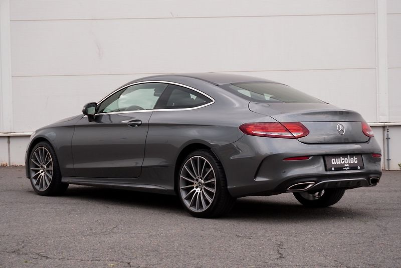Mercedes-Benz Třídy C C 180 COUPE AMG - fotka 13 z 37