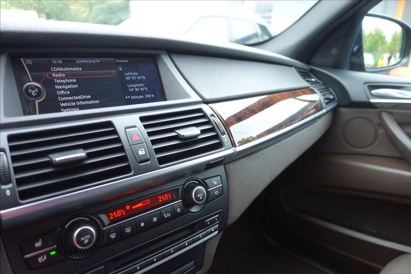 BMW X5 40d 225KW,xDRIVE,PANORAMA. - fotka 46 z 50