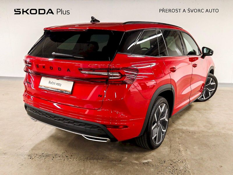 Škoda Kodiaq (2025) iV 1.5 TSI 150 kW DSG Sportlin - fotka 2 z 34