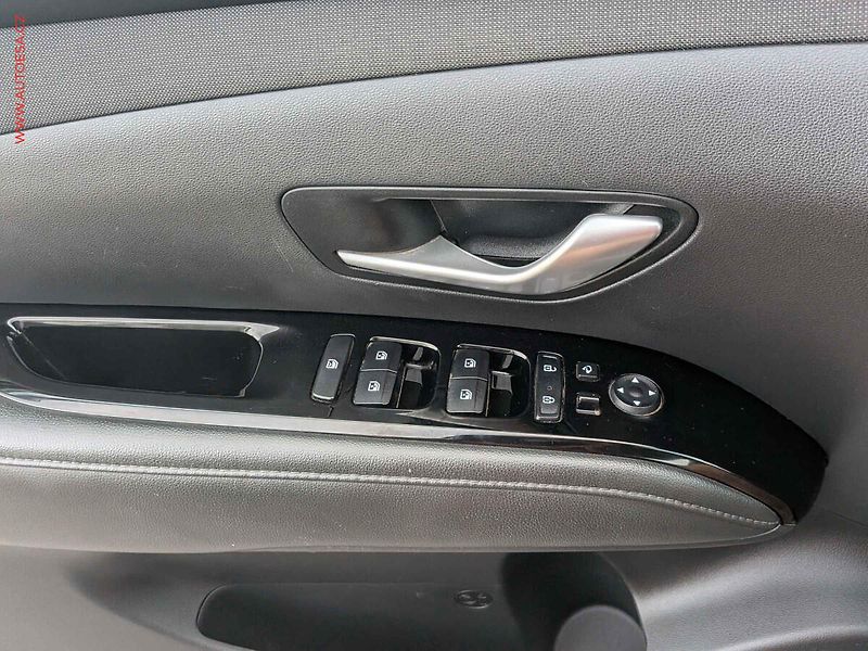 Hyundai Tucson (2022) 1.6 CRDi, ČR, AT, LED, navi - fotka 12 z 16