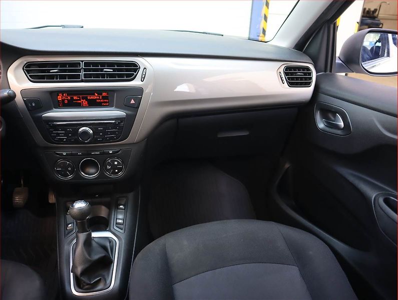 Citroën C-Elysée (2016) 1.2 PureTech, Serv.kniha - fotka 8 z 16