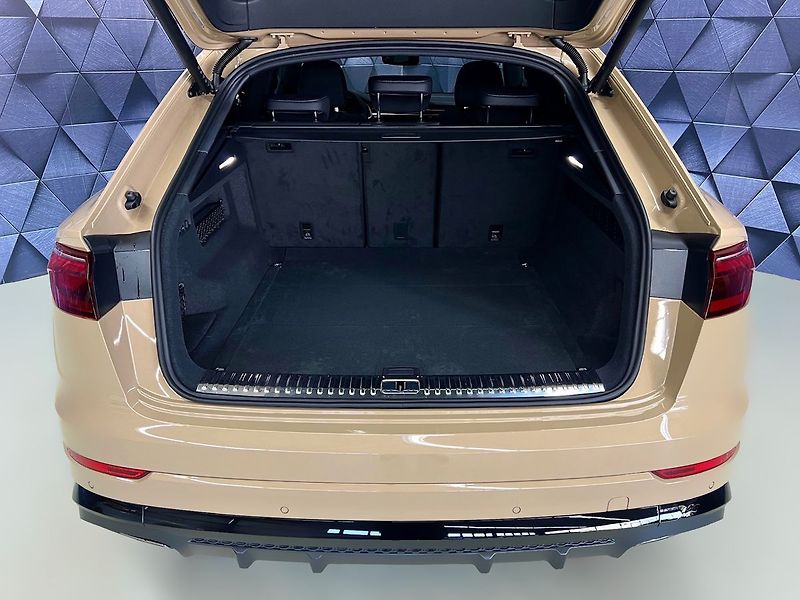 Audi Q8 50TDI QUATTRO S-LINE, PANORAMA - fotka 41 z 42