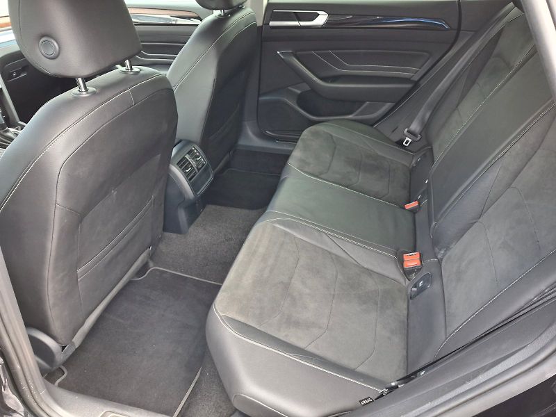 Volkswagen Arteon (2022) Elegance DSG 2,0TSi 140kW - fotka 7 z 35