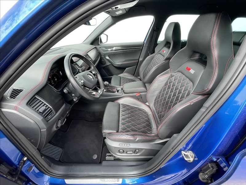 Škoda Kodiaq 2,0 TSI 4x4 DSG RS DCC+ACC+TZ - fotka 5 z 26