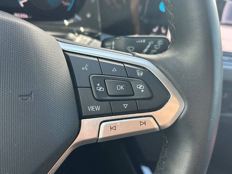 Volkswagen Golf Style 6G 1,5TSI - fotka 16 z 25