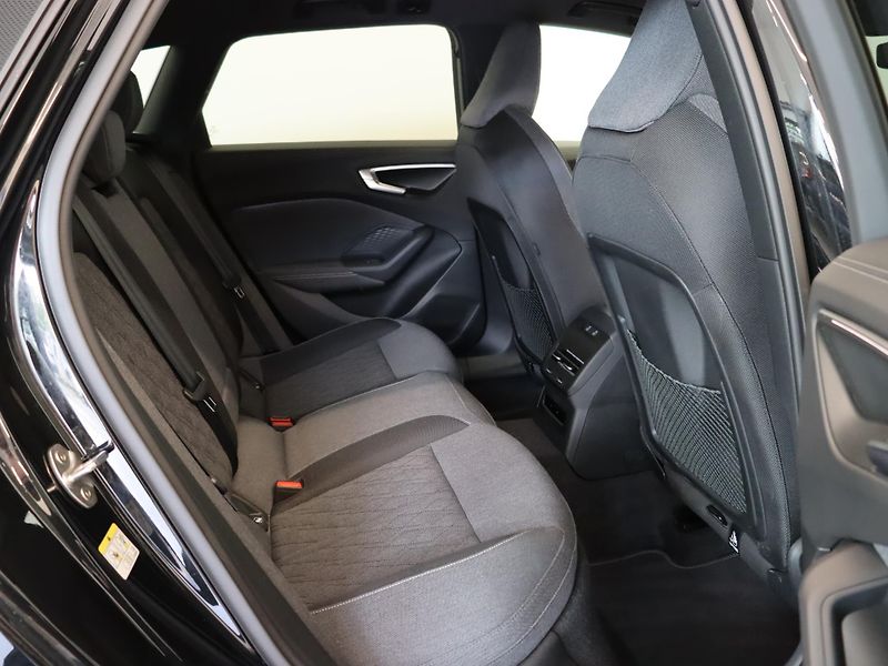 Audi A5 Avant TDI quattro Stronic - fotka 14 z 26