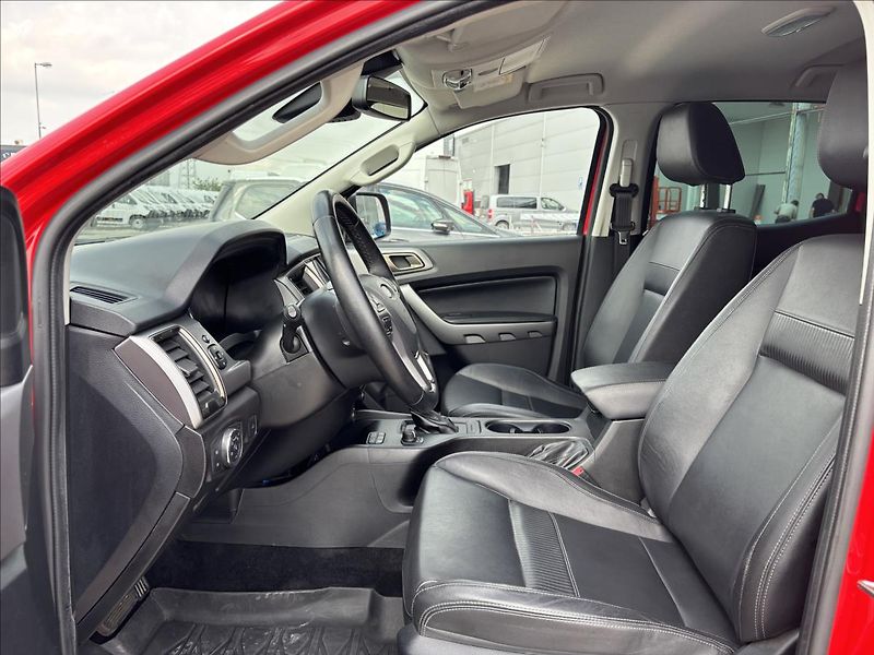 Ford Ranger 2,0 EcoBlue Limited 156kW 4x4 - fotka 24 z 44