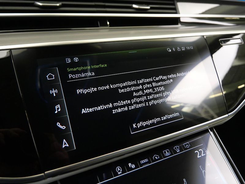 Audi S8 - fotka 19 z 30