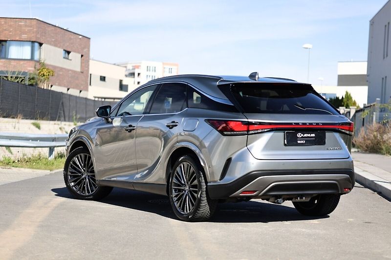 Lexus RX 450h plus 450H+ 2,5 PHEV LUXURY - fotka 4 z 31