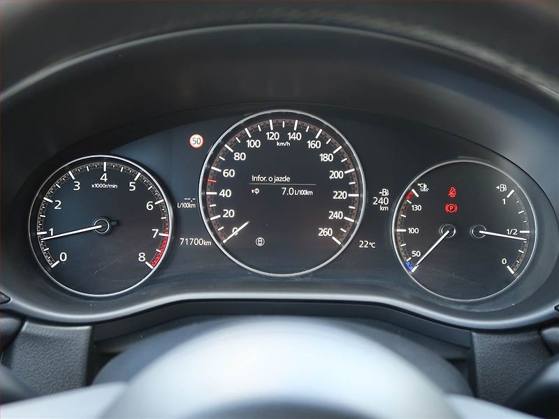 Mazda CX-30 (2020) Skyactiv-X 2.0 - fotka 11 z 19