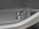 Škoda Octavia (2016) 1.6 TDi, 2.maj,ČR, AC - náhled 11