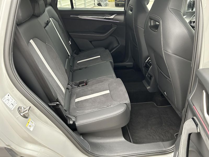 Škoda Kodiaq 2.0 TDI 4x4 SportLine - fotka 25 z 28