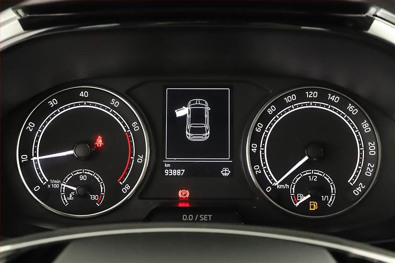 Škoda Fabia (2023) Ambition 1.0 TSI, ČR,1.maj - fotka 9 z 12