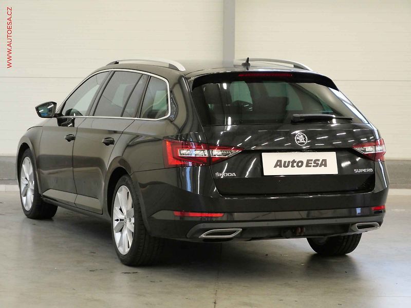 Škoda Superb (2019) 2.0 TDI, DSG, navi, xenon - fotka 6 z 22