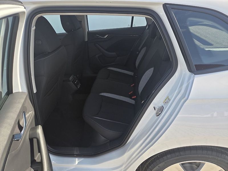 Škoda Scala Classic 1,5TSI 110kW - fotka 8 z 14