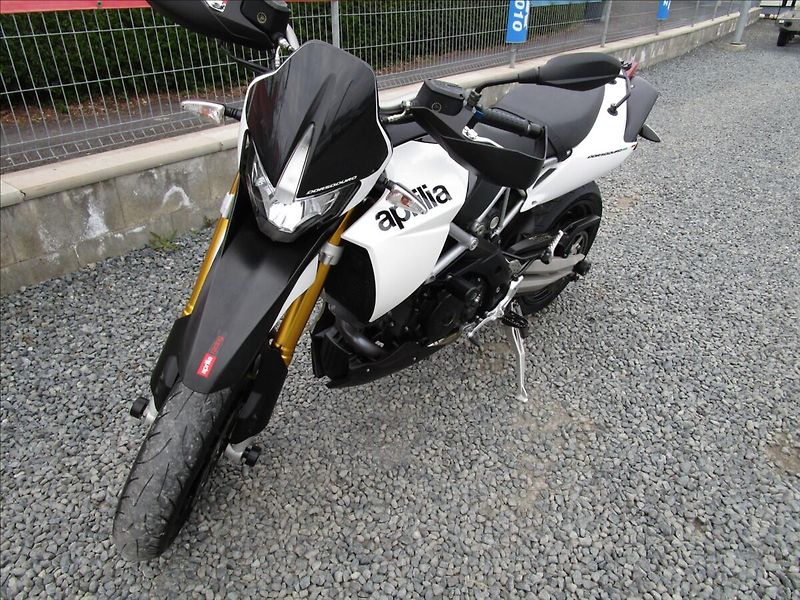 Aprilia 750 ABS  Dorsoduro - fotka 3 z 25