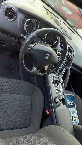 Peugeot 3008 (2012) - fotka 18 z 32