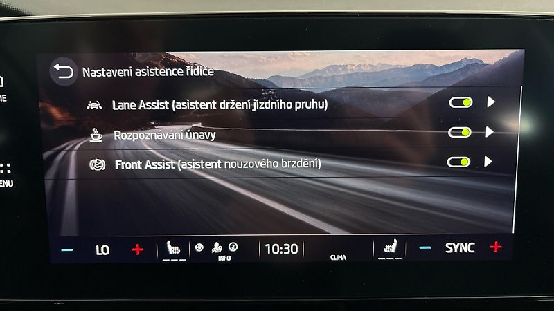 Škoda Octavia 1.5 TSI Style - fotka 23 z 26