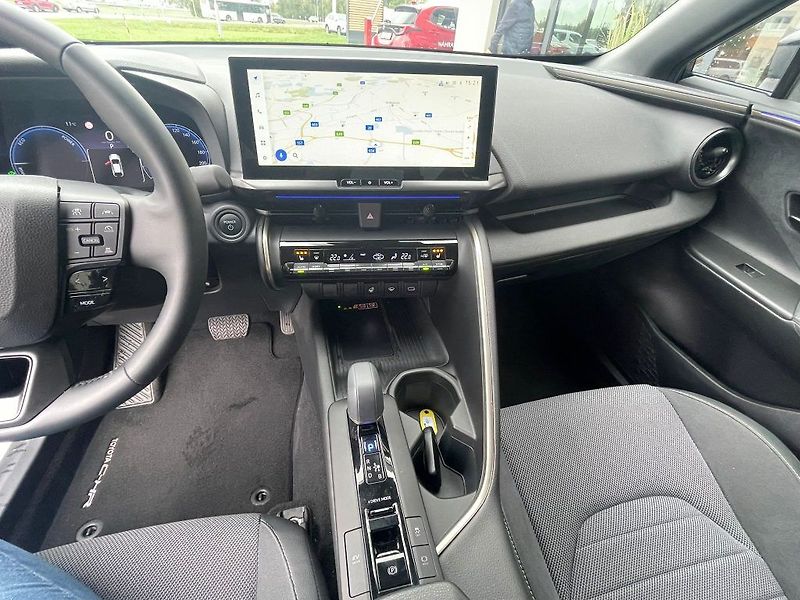 Toyota C-HR 2.0HEV, ČR, Executive, 2x pneu - fotka 20 z 32