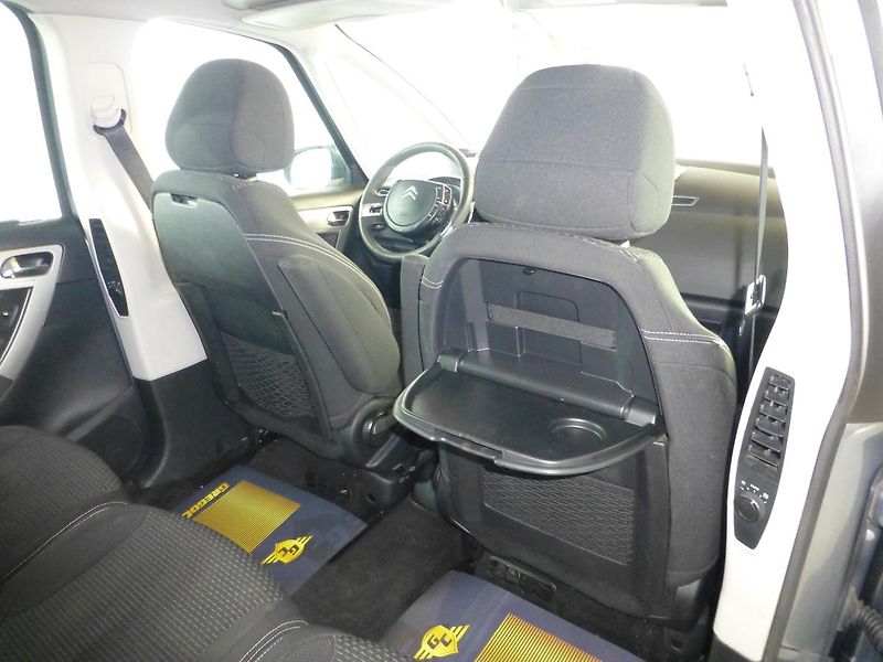 Citroën Grand C4 Picasso (2009) 1,6HDI**KLIMATIZACE***7 MÍST** - fotka 25 z 29