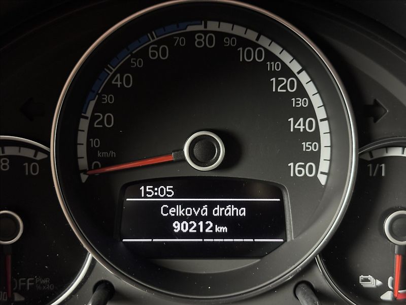 Volkswagen e-up! 61kW Move LED Kamera APP - fotka 24 z 40