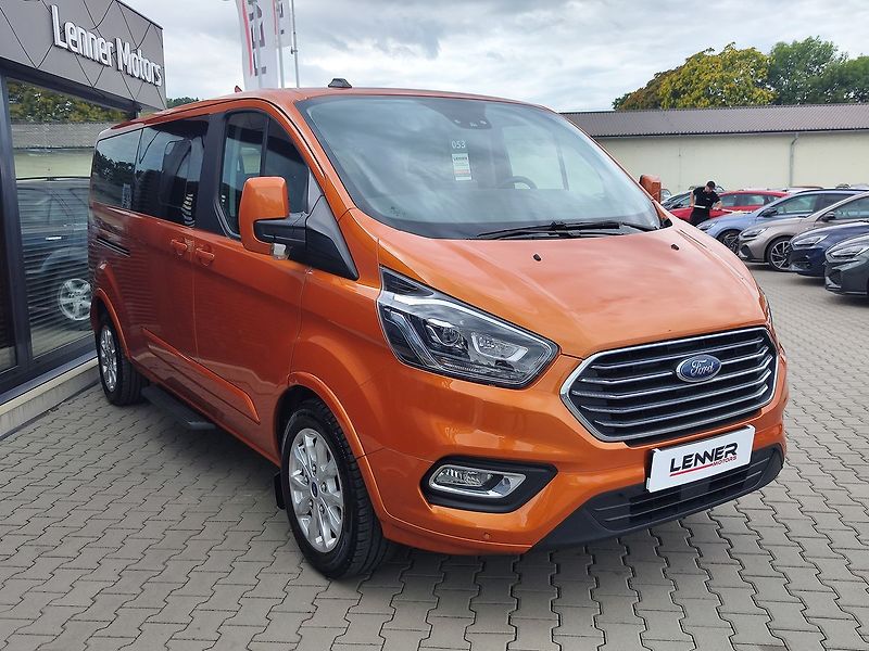 Ford Tourneo Custom 2.0 EcoBlue/136kW Titanium L2 - fotka 3 z 31