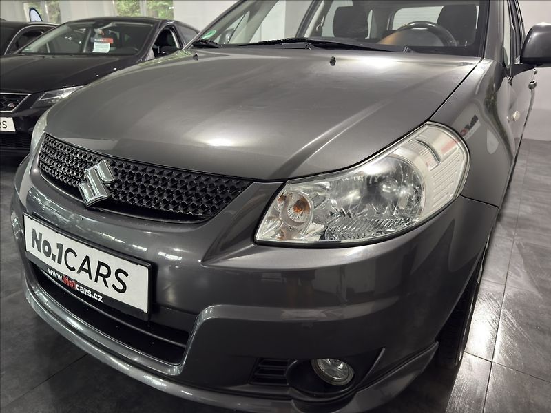 Suzuki SX4 1,6   VVT SPORT-LINE KEYLESS - fotka 31 z 35
