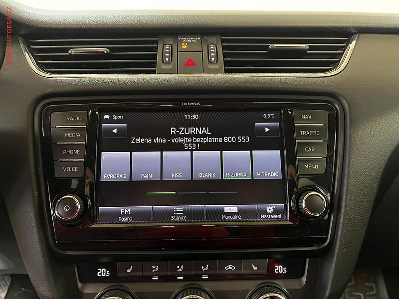 Škoda Octavia (2012) 1.4TSi, ČR, Navi, AC - fotka 14 z 17