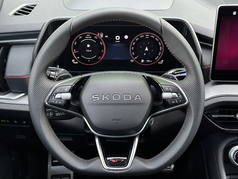 Škoda Kodiaq RS 265PS 2.0TSi 4x4 DSG 7-MÍST - fotka 20 z 46