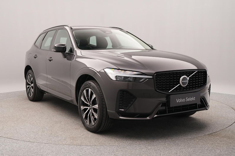 Volvo XC60 B5 AWD PLUS DARK CZ 1.maj - fotka 13 z 50
