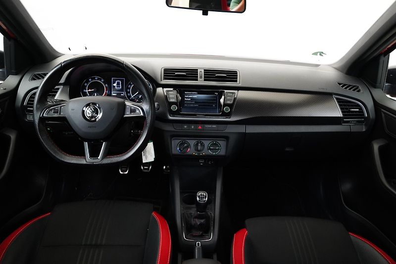 Škoda Fabia - fotka 5 z 24