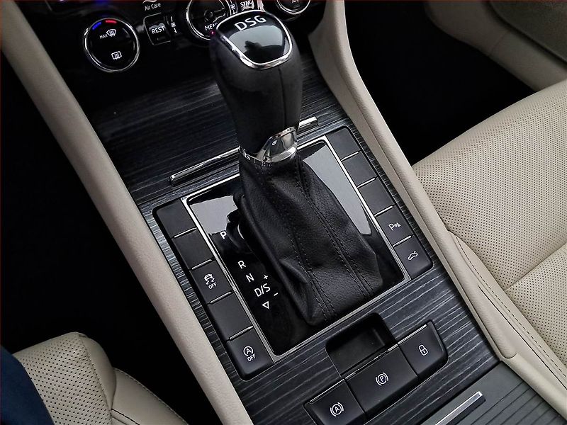 Škoda Superb (2020) Style 2.0 TDI - fotka 18 z 25