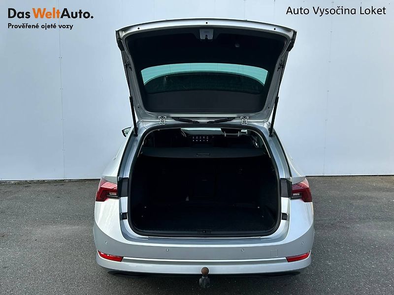Škoda Octavia (2023) 2.0TDI DSG 110 kW TAŽNÉ Head U - fotka 26 z 35