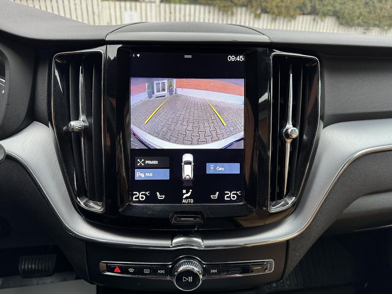 Volvo XC60 XC60-D5-173KW-AWD-ČR - fotka 24 z 28
