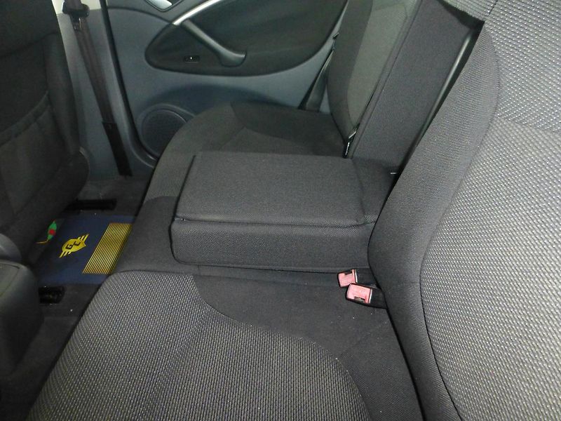 Citroën C5 (2008) 1,6HDI 80KW**DIGIKLIMA**ALU* - fotka 16 z 25
