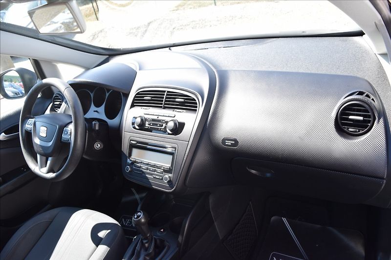 Seat Altea 1,6 TDI 77KW ALU KLIMA - fotka 22 z 44