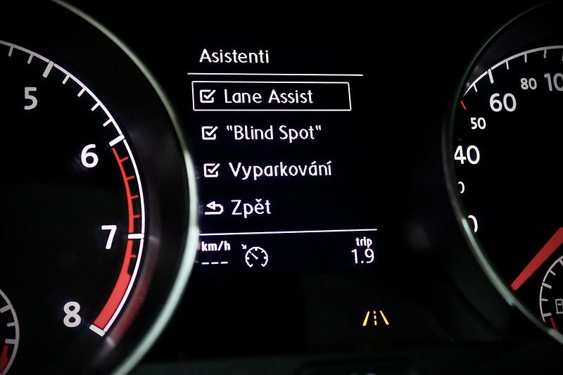 Volkswagen Golf 7 Variant 1.4 TSI 92 kW - fotka 30 z 36