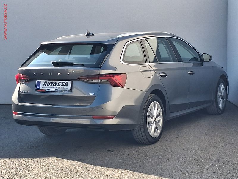 Škoda Octavia (2022) 2.0 TDi 4x4, Style, DSG, TZ - fotka 4 z 17