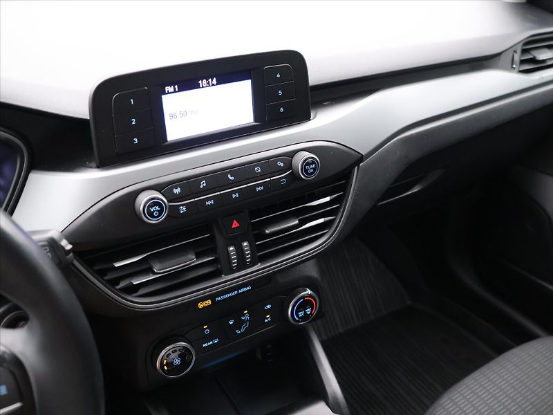 Ford Focus 1,5 EcoBlue 70kW Trend kombi - fotka 17 z 28