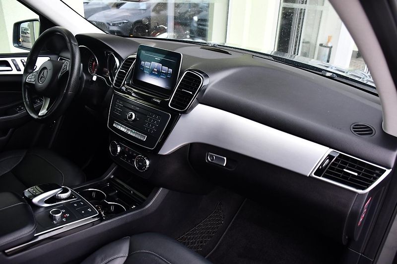 Mercedes-Benz GLE 350D 4MATIC VZDUCH ČR - fotka 18 z 42
