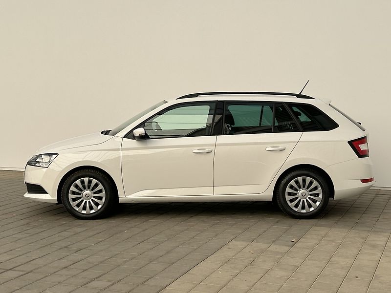 Škoda Fabia 1.0 TSI Active - fotka 3 z 25