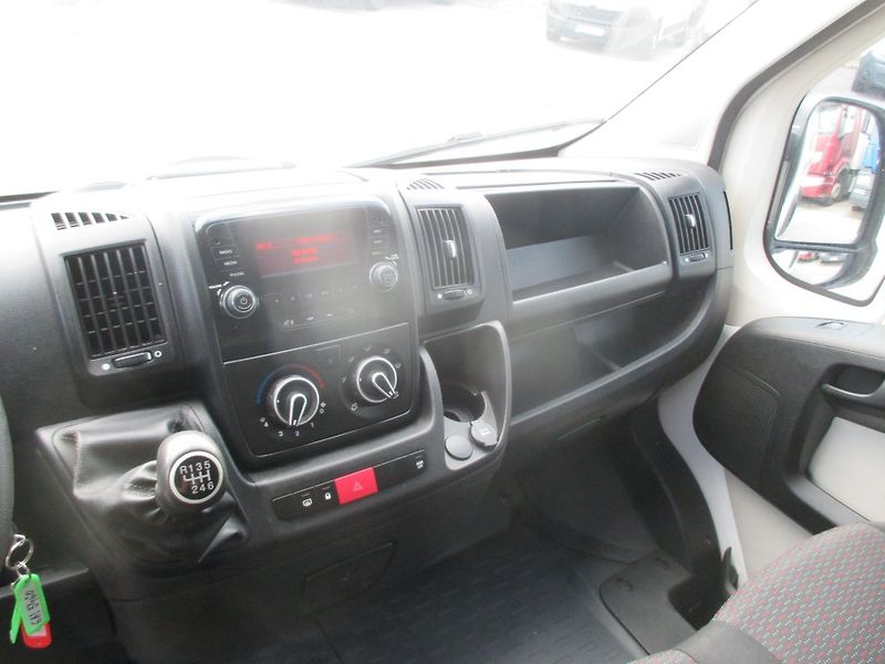 Peugeot Boxer L2H1 chladící bez el. zásuvky - fotka 16 z 16